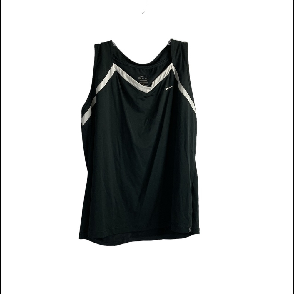 *Nike Dri - Fit